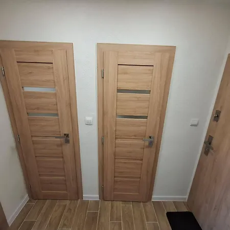 Kratkodoby Prenajom Garsonky Blizko Centra Mesta *